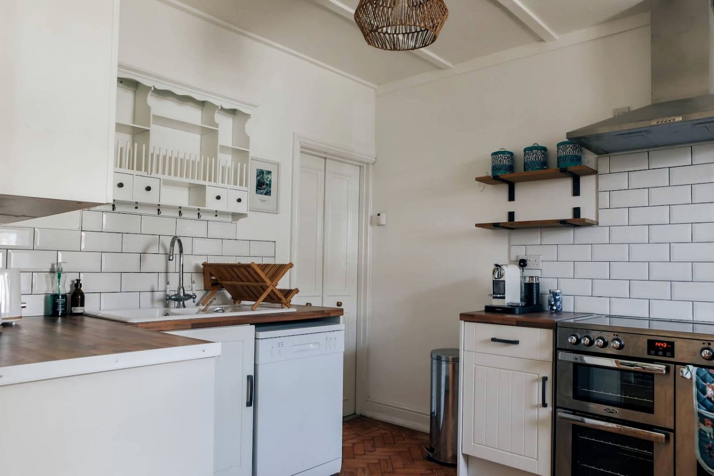 Charming Welsh Cottage with Log Burner & Garden near Tenby, Pembrokeshire