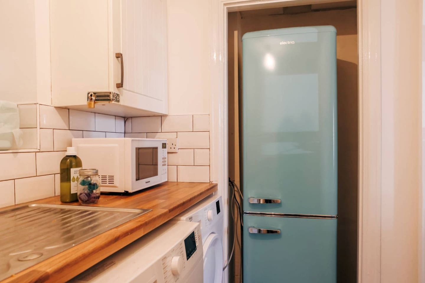 Charming Welsh Cottage with Log Burner & Garden near Tenby, Pembrokeshire