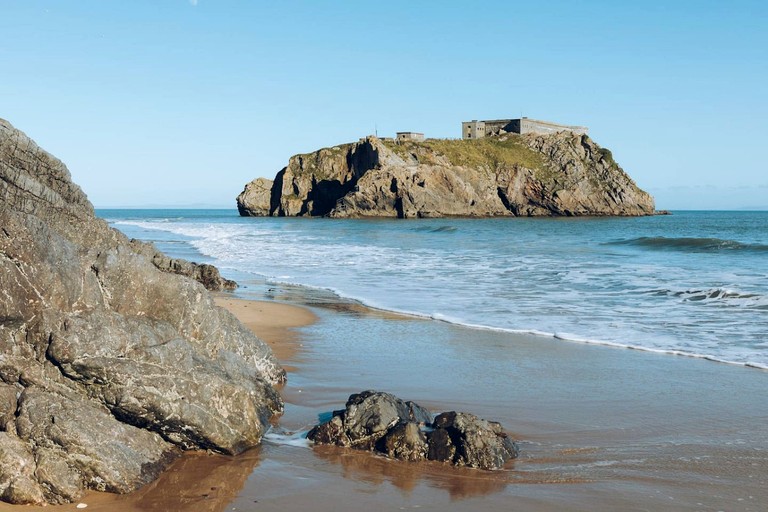 Cottages (United Kingdom, Tenby, Wales)