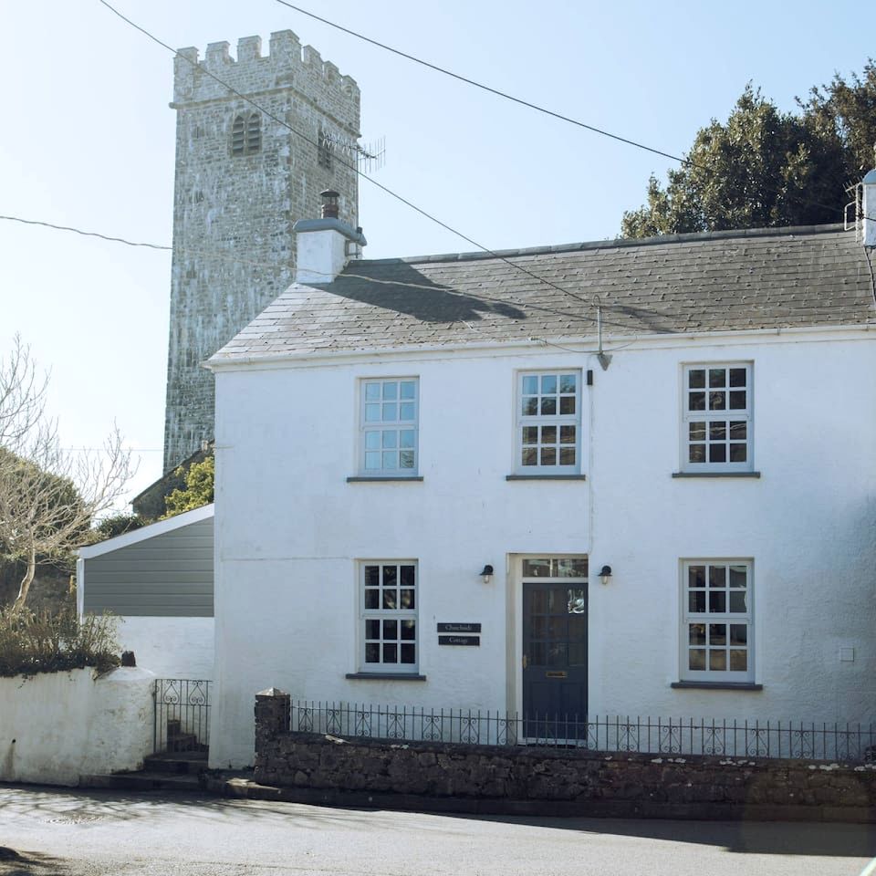 Charming Welsh Cottage with Log Burner & Garden near Tenby, Pembrokeshire
