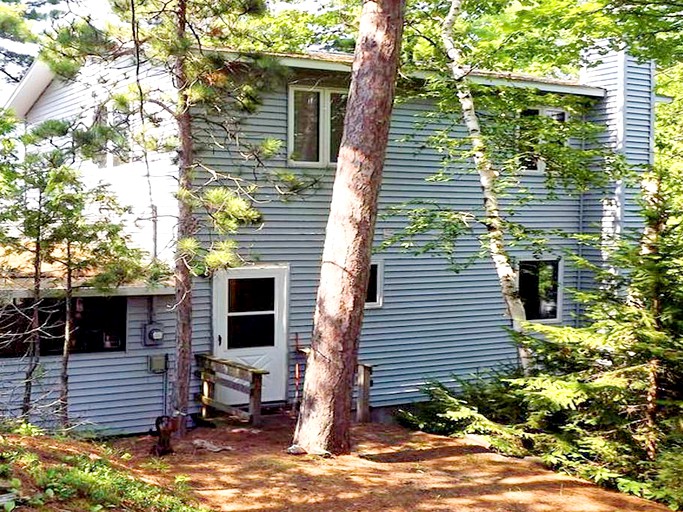 Keweenaw Hodge Podge Lodge, Cottages, Eagle Harbor, United States of