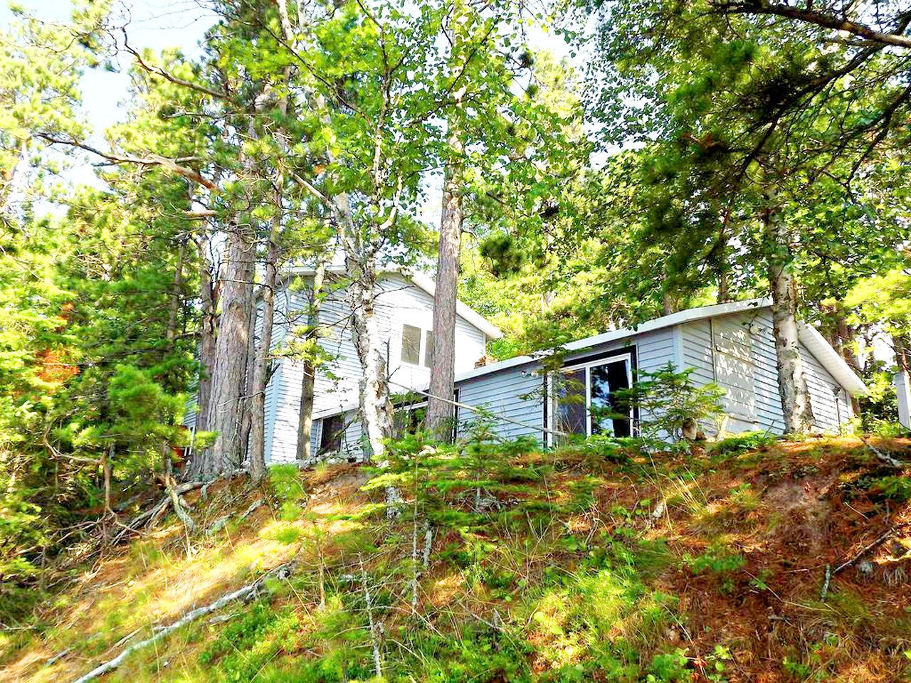 Keweenaw Hodge Podge Lodge, Cottages, Eagle Harbor, United States of