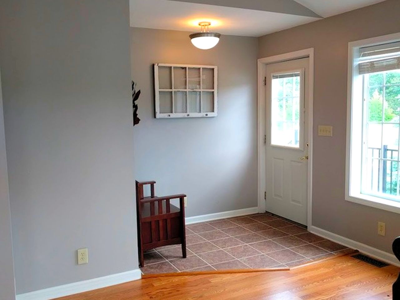 Charming Waterfront Cottage with Fishing and Kayaking near Salamonie River State Forest, Indiana