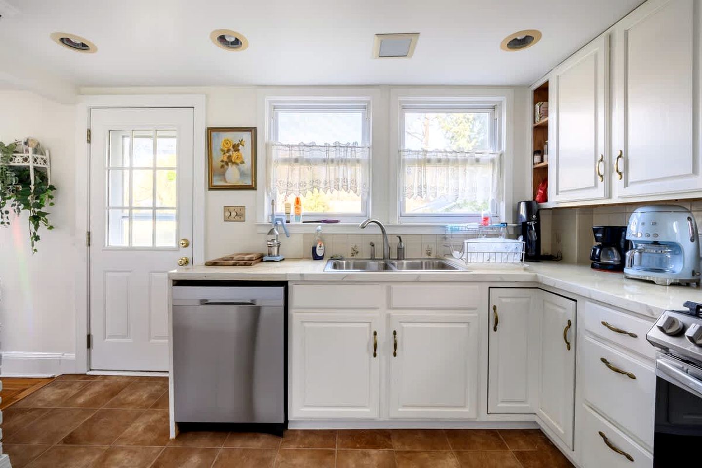 Charming Historic Riverfront Home with Garden Views near Lambertville, New Jersey