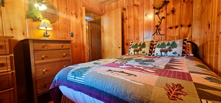 Cabins (United States of America, Rockwood, Maine)