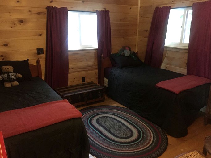 Cabins (Brownville, Maine, United States)