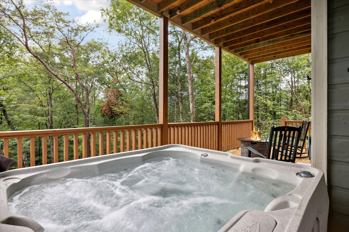 Impressive Cabin Retreat with Game Room and Beautiful Exterior Living Space in Sevierville, Tennessee