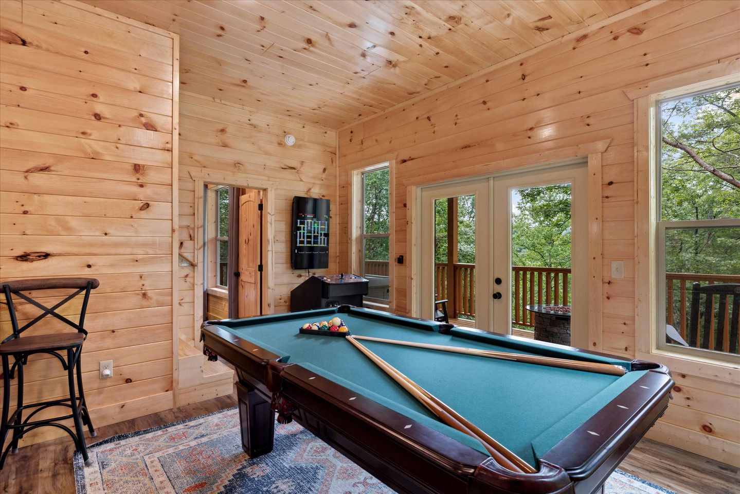 Impressive Cabin Retreat with Game Room and Beautiful Exterior Living Space in Sevierville, Tennessee