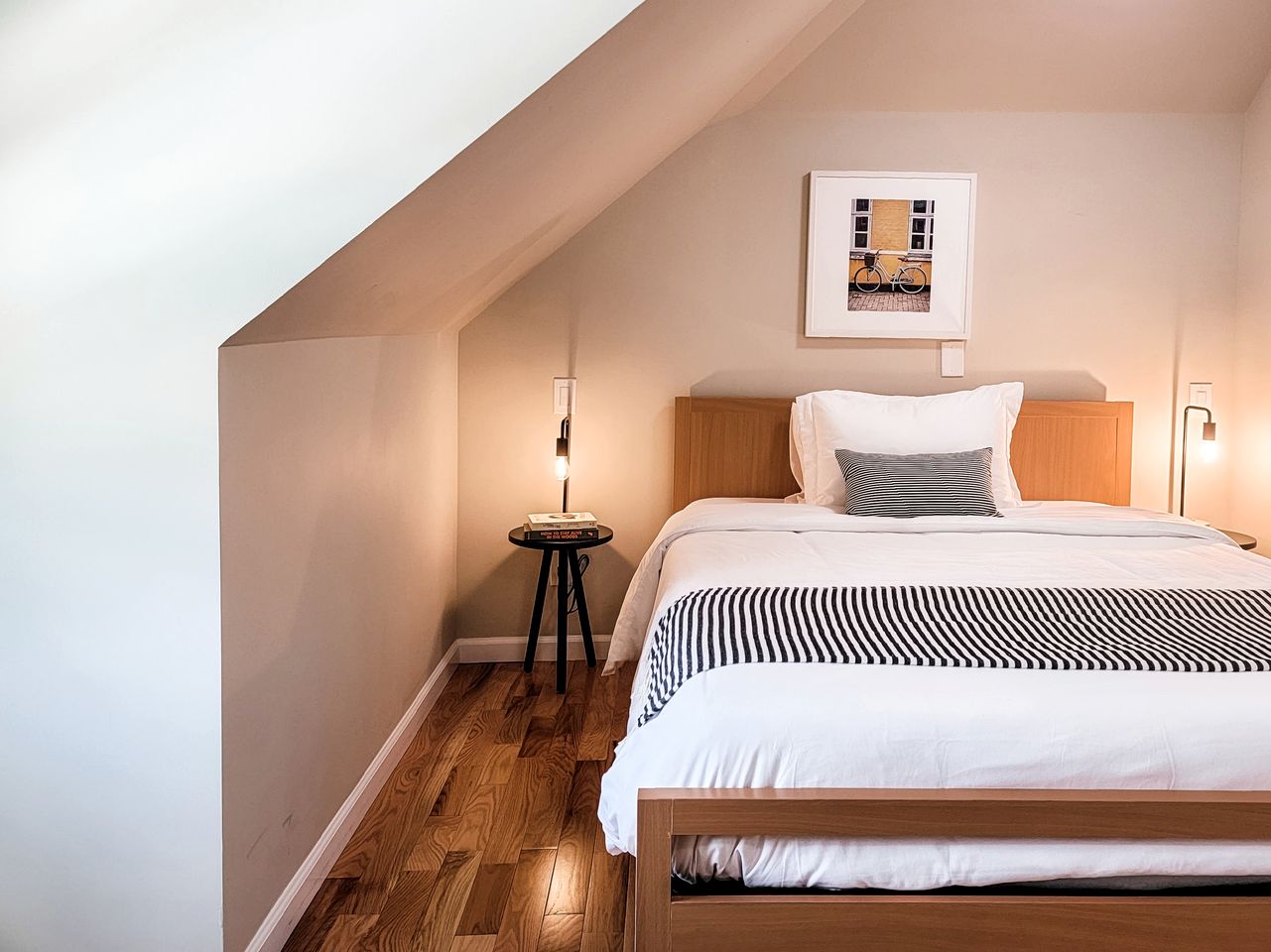 Splendid Ski Cabin with Pool Table, Jacuzzi and Large Backyard in New York