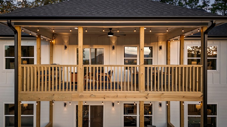 Cabins (United States of America, Fairview, Georgia)