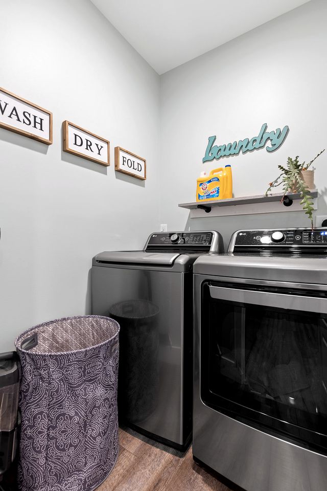 Magnificent Cabin Settled Among Trees in Fairview, Georgia