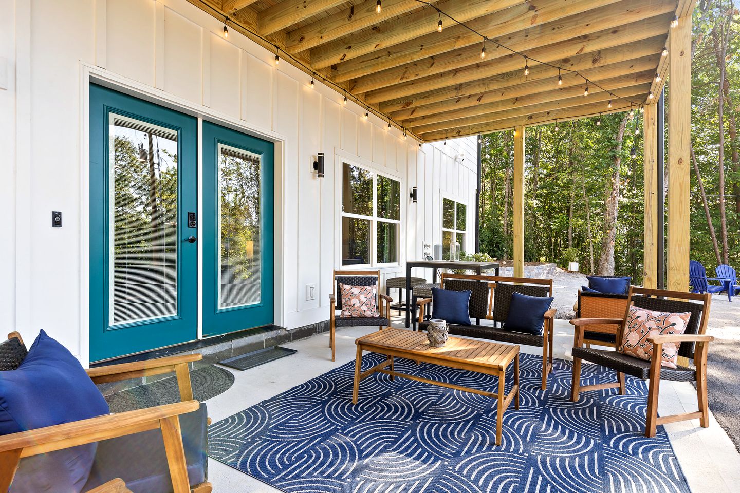 Incredible Cabin Nestled Amidst Trees in Fairview, Georgia