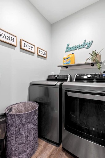 Vacation Rentals (United States of America, --, --)