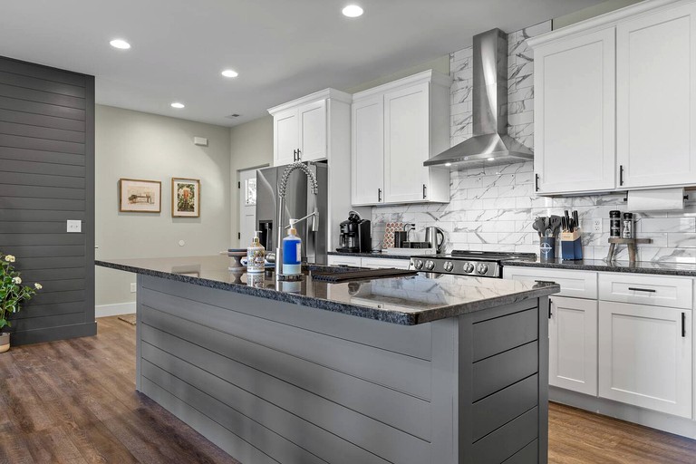 Vacation Rentals (United States of America, --, --)