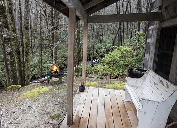 Cabins (Robbinsville, North Carolina, United States)