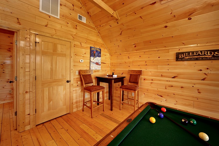 Cabins (United States, Gatlinburg, Tennessee)