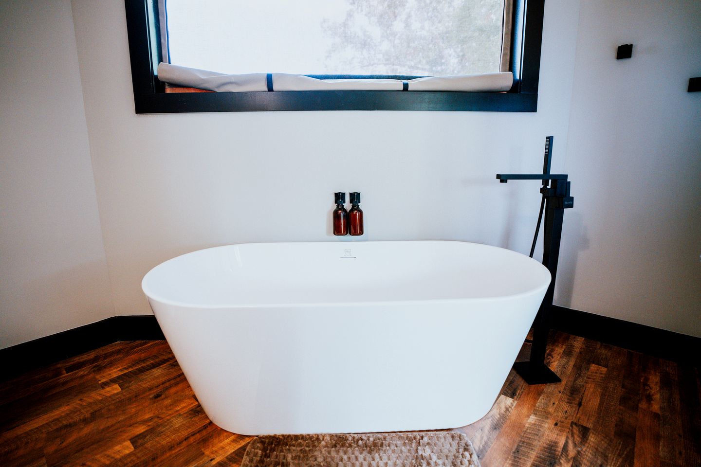 Luxurious Safari Tent for a Romantic Getaway in Cedar Bluff, Alabama