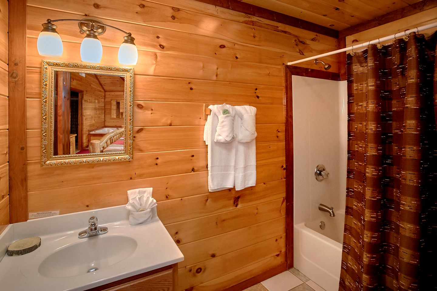 Cozy Cosby Cabin Rental with a Heated Indoor Pool