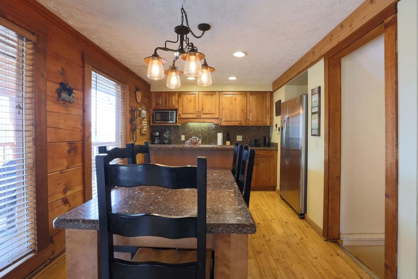 Mountain Top with BBQ and Jacuzzi in Gatlinburg, Tennessee