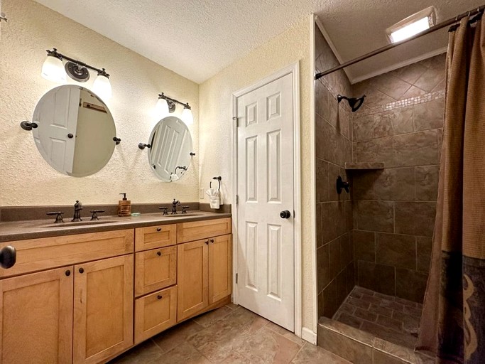 Cabins (United States of America, Gatlinburg, Tennessee)