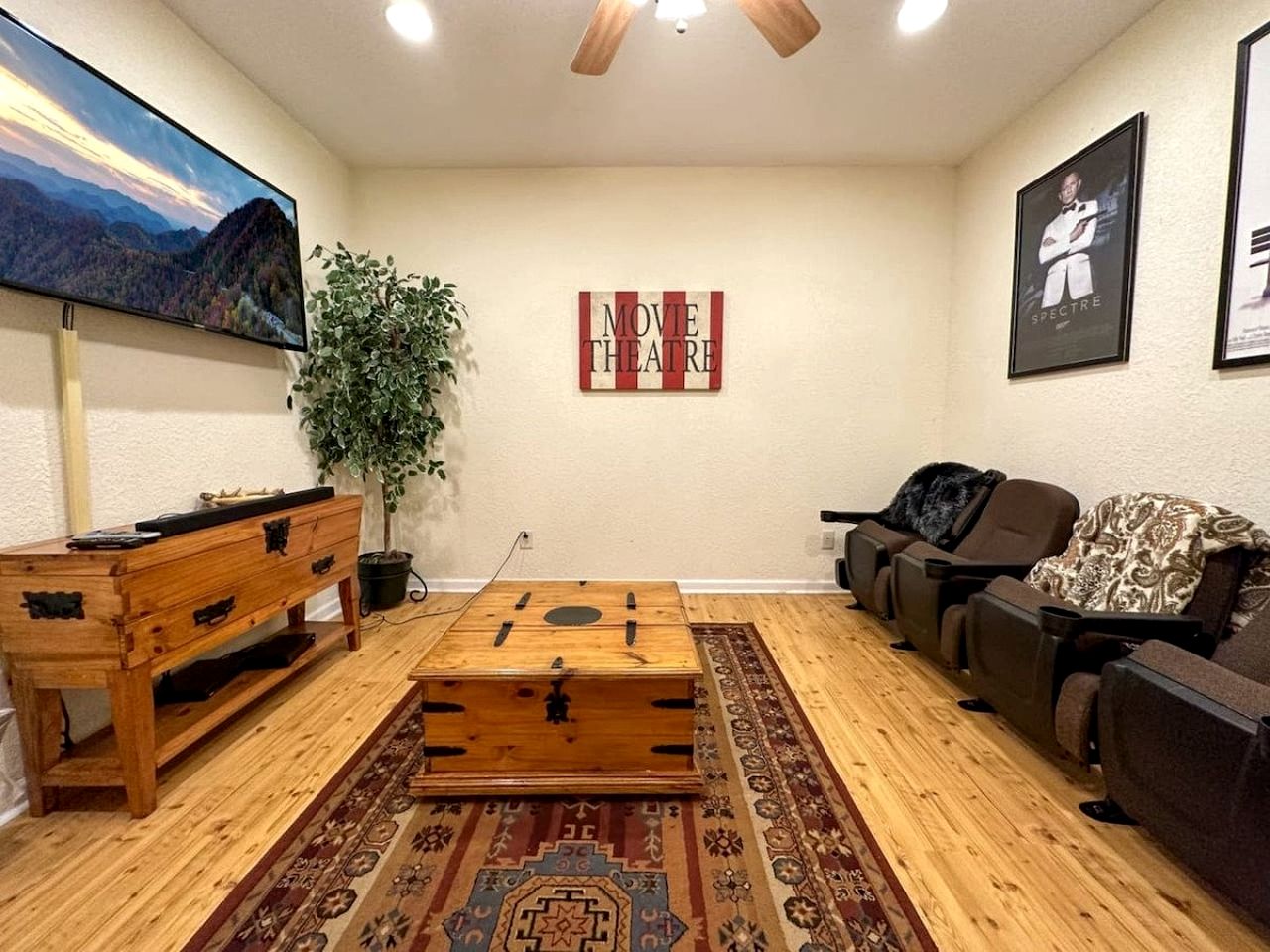 Mountain Top with BBQ and Jacuzzi in Gatlinburg, Tennessee