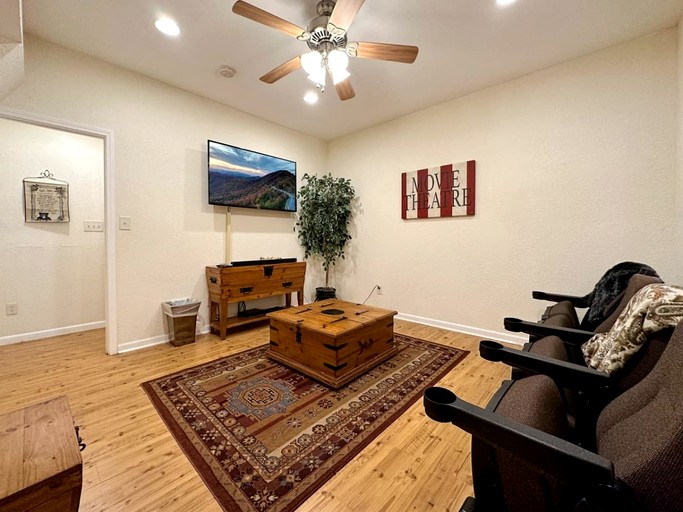 Cabins (United States of America, Gatlinburg, Tennessee)