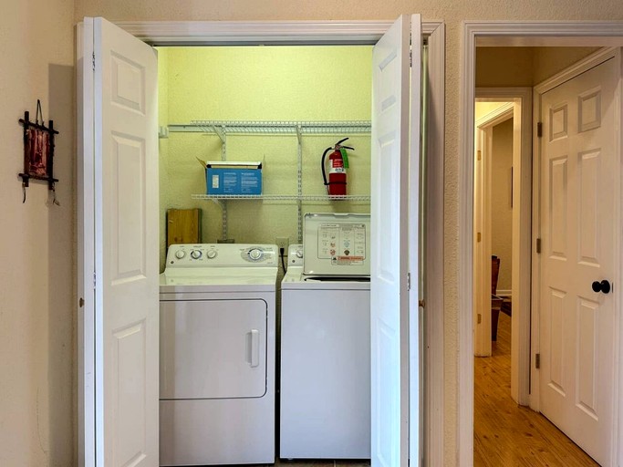 Cabins (United States of America, Gatlinburg, Tennessee)