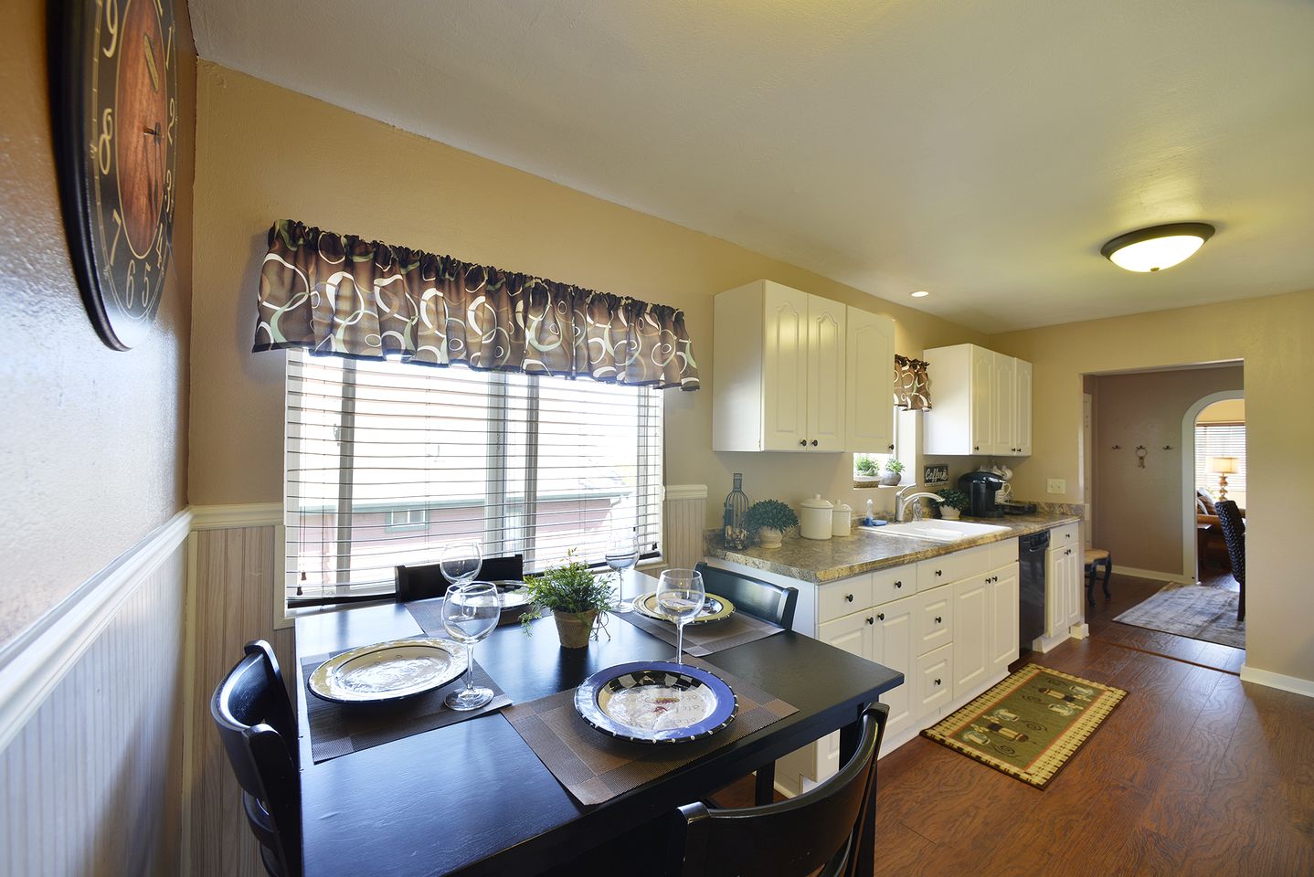 Pet-Friendly Group Retreat with Views and Outdoor Space in Mount Shasta, California