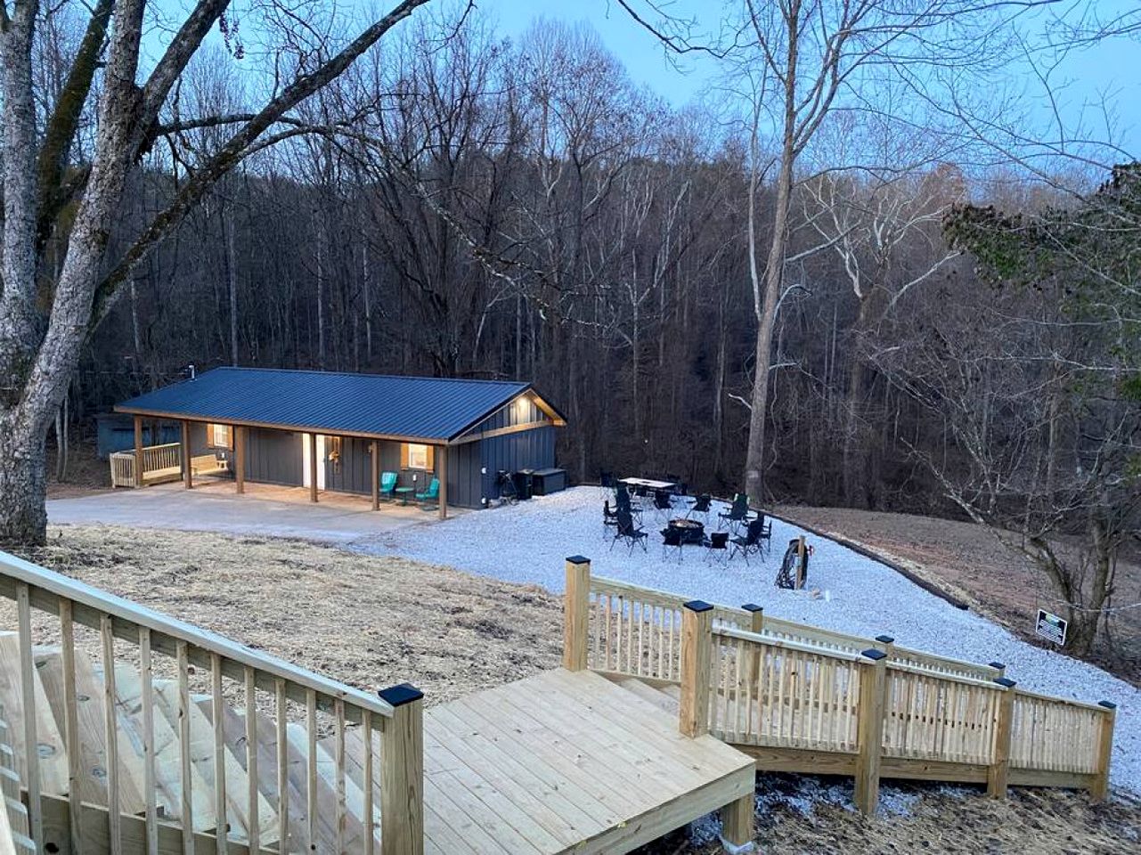 Chic Cabin with Game Space, Jacuzzi and Private Deck in Tennessee