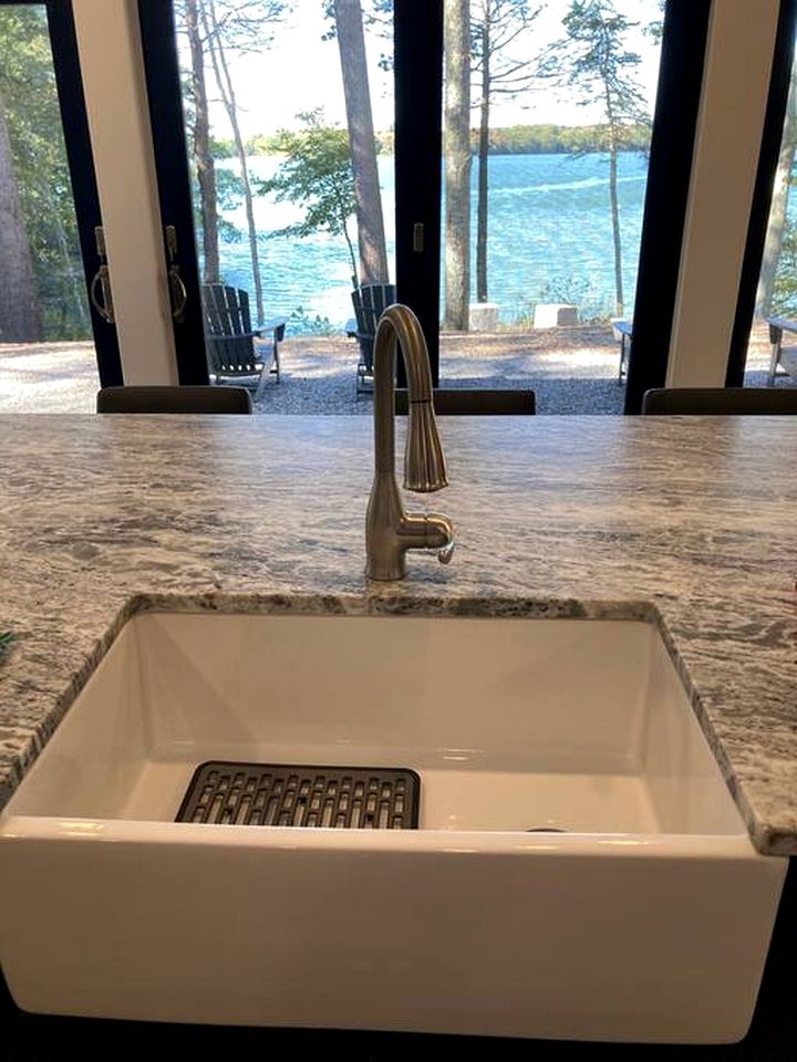 Chic Cottage with Panoramic Lake and Nature Views in Maine