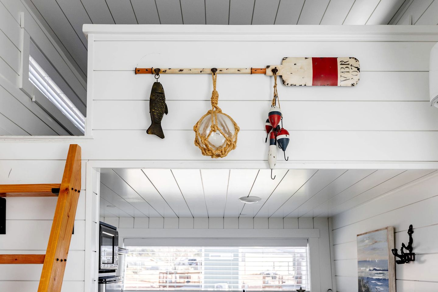 Chic Coziness: Fully Equipped Original Tiny House in Apple Valley