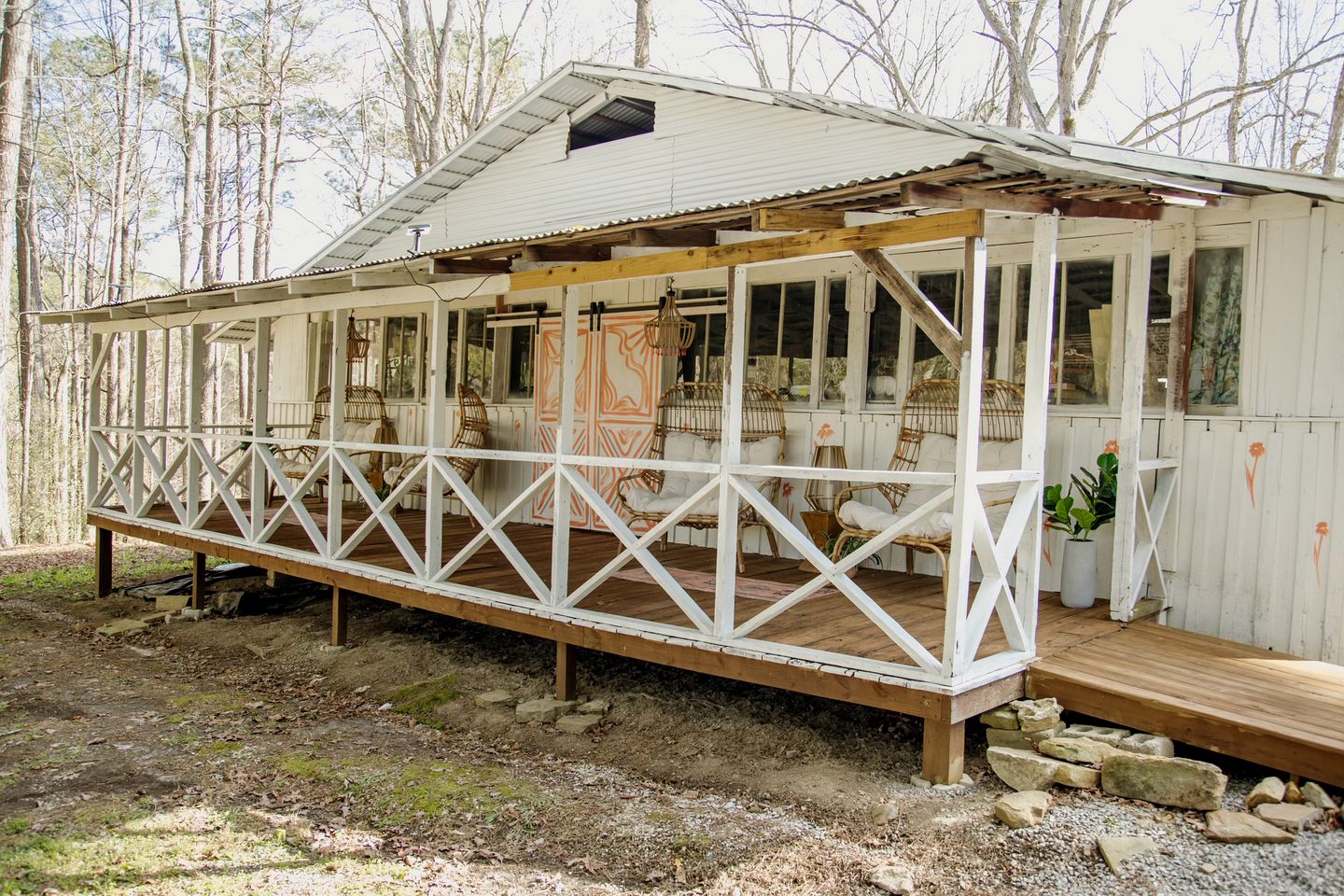 Chic and Cozy: Romantic Glamping at Its Finest in Tennessee