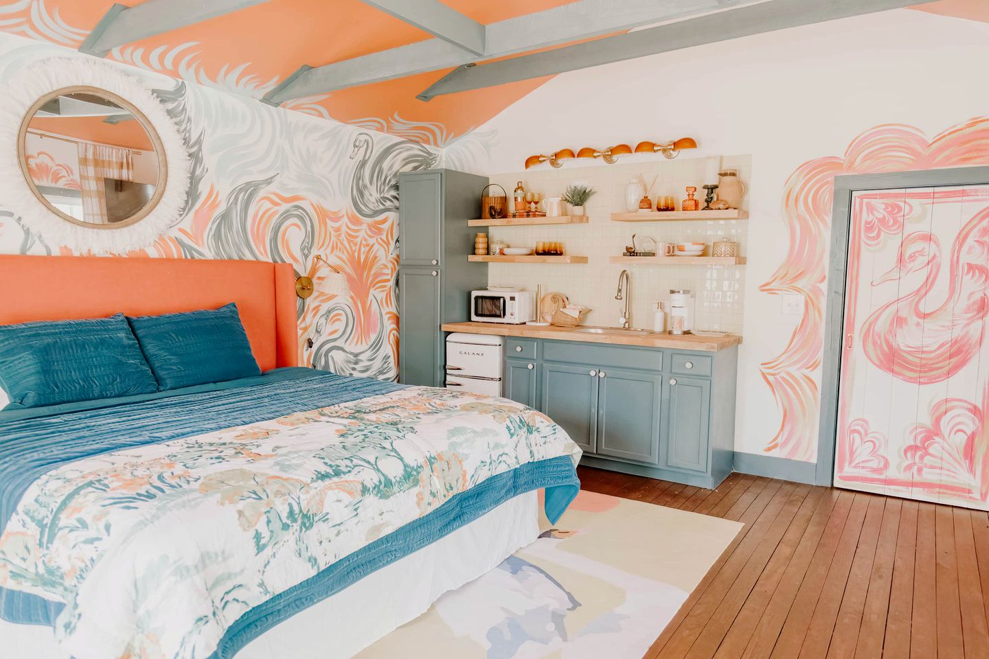 Chic and Cozy: Romantic Glamping at Its Finest in Tennessee