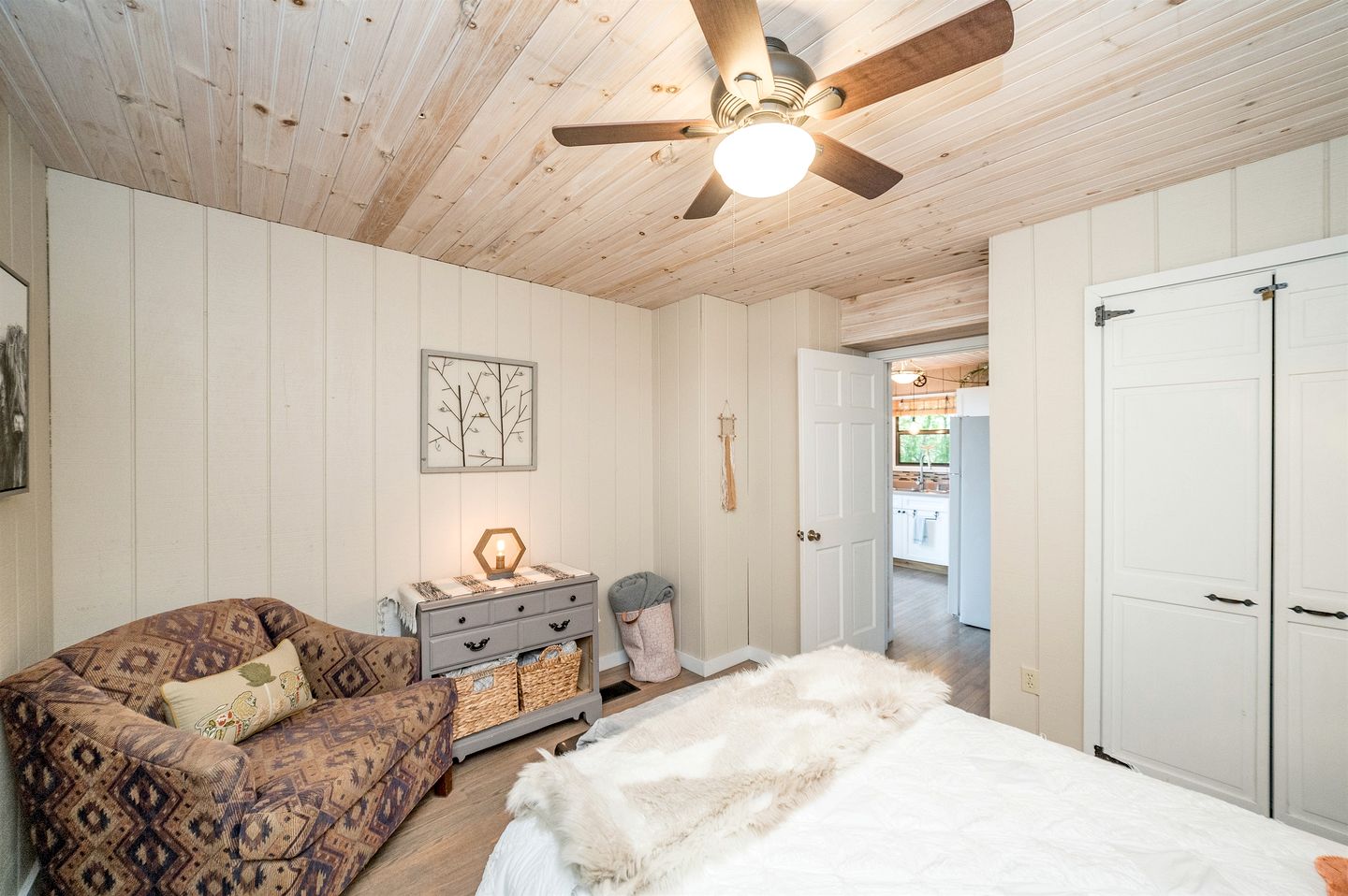 Chic Picturesque Cabin Ideal for a Romantic Getaway in Tennessee