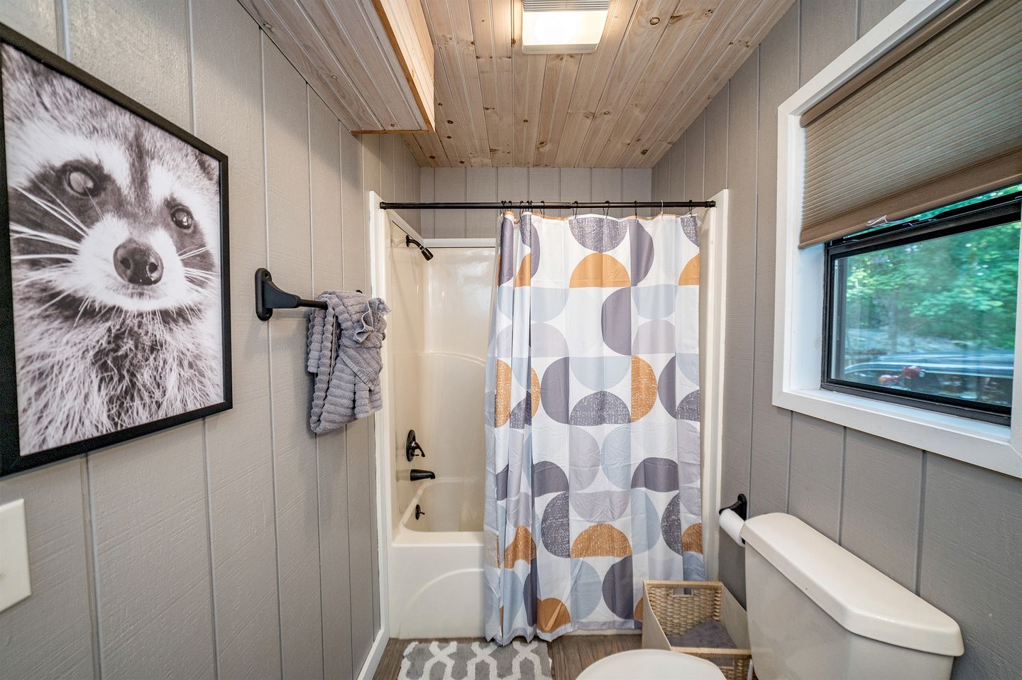 Chic Picturesque Cabin Ideal for a Romantic Getaway in Tennessee