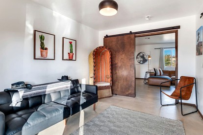 Chic Retreat: Pet-Friendly Bohemian Haven with Hot Tub and Stellar Stargazing photo 4