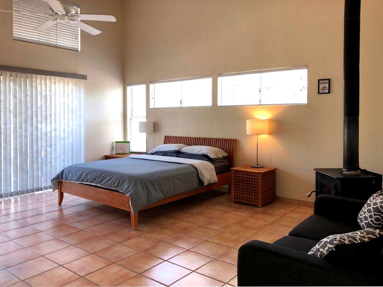 Chic Studio Cabin in the Sierra Nevada near Sequoia National Park, California