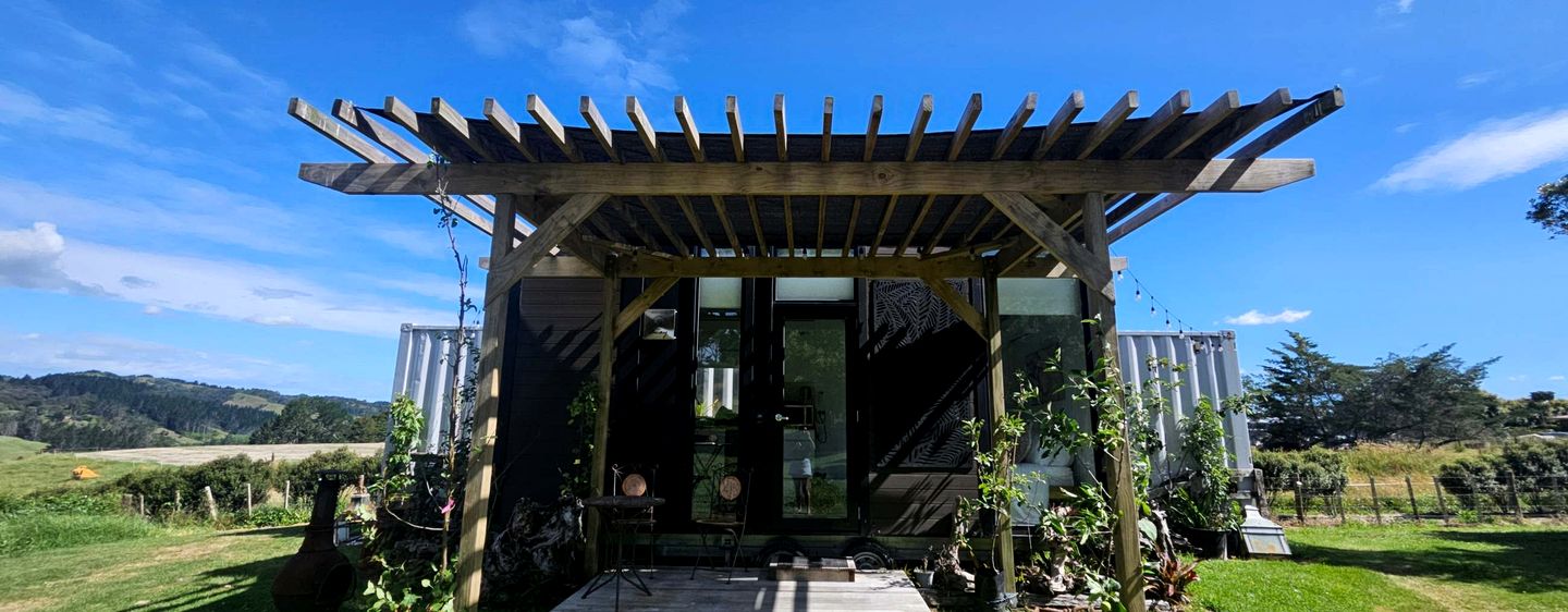 Chic Tiny House Retreat Surrounded by a Lovely Valley in Whangarei, North Island
