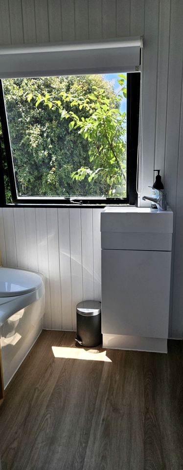 Chic Tiny House Retreat Surrounded by a Lovely Valley in Whangarei, North Island