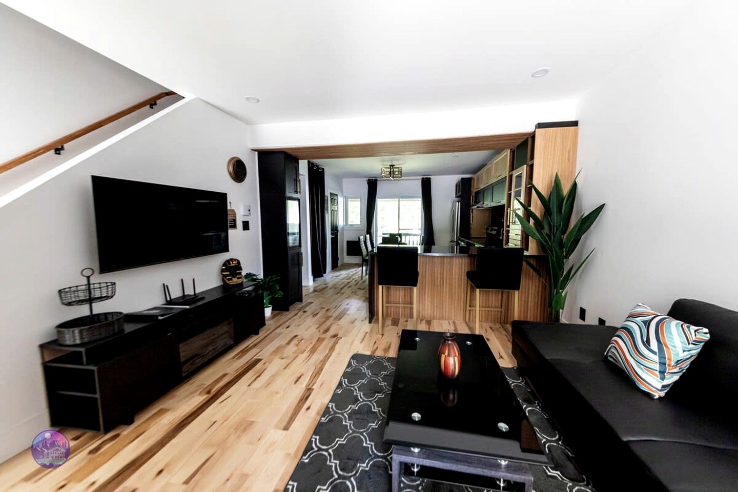 Chic Suite Rental Fantastic for Outdoor Activities with Barbecue in Lac des Plages, Quebec