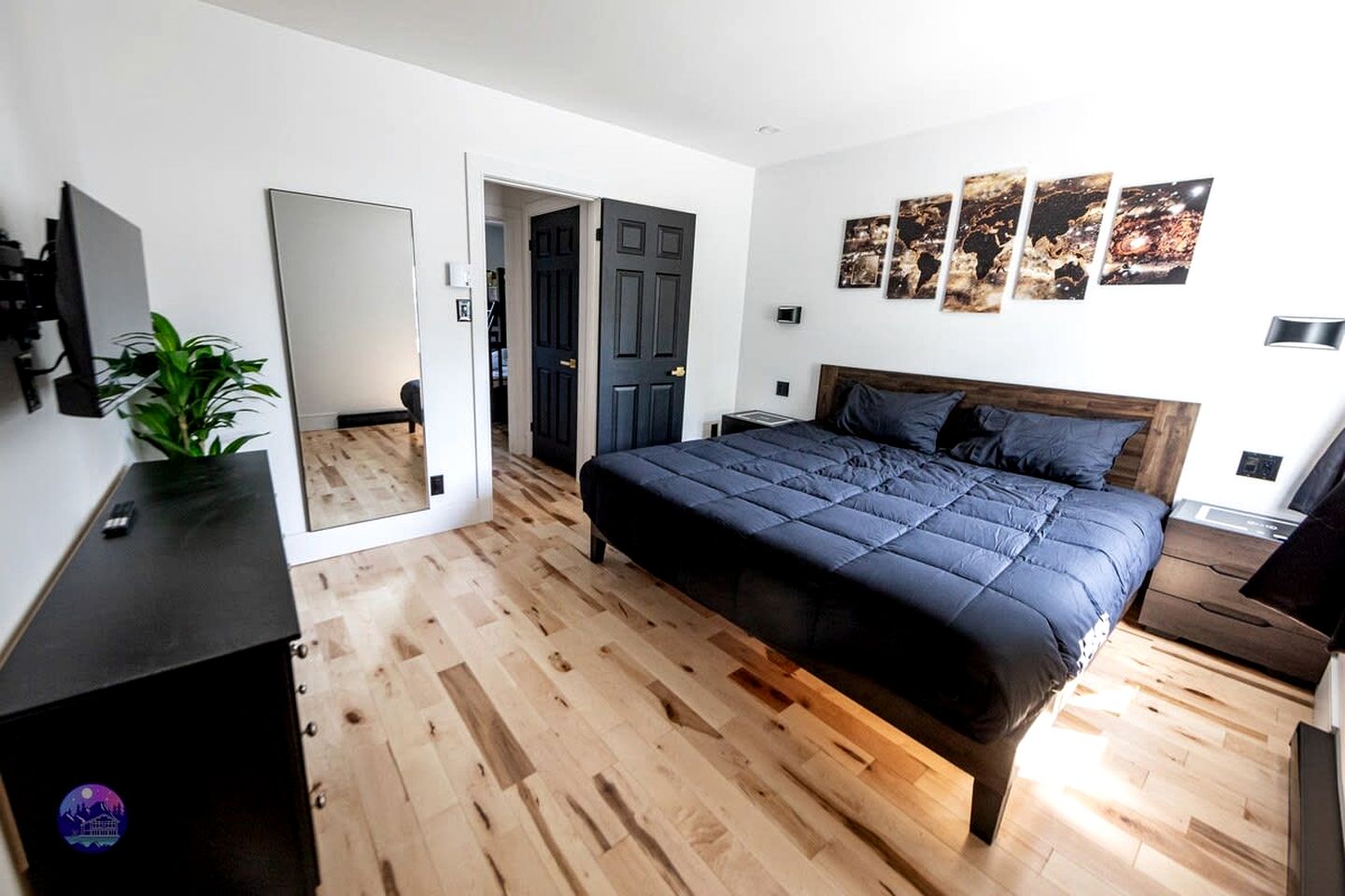 Chic Suite Rental Fantastic for Outdoor Activities with Barbecue in Lac des Plages, Quebec