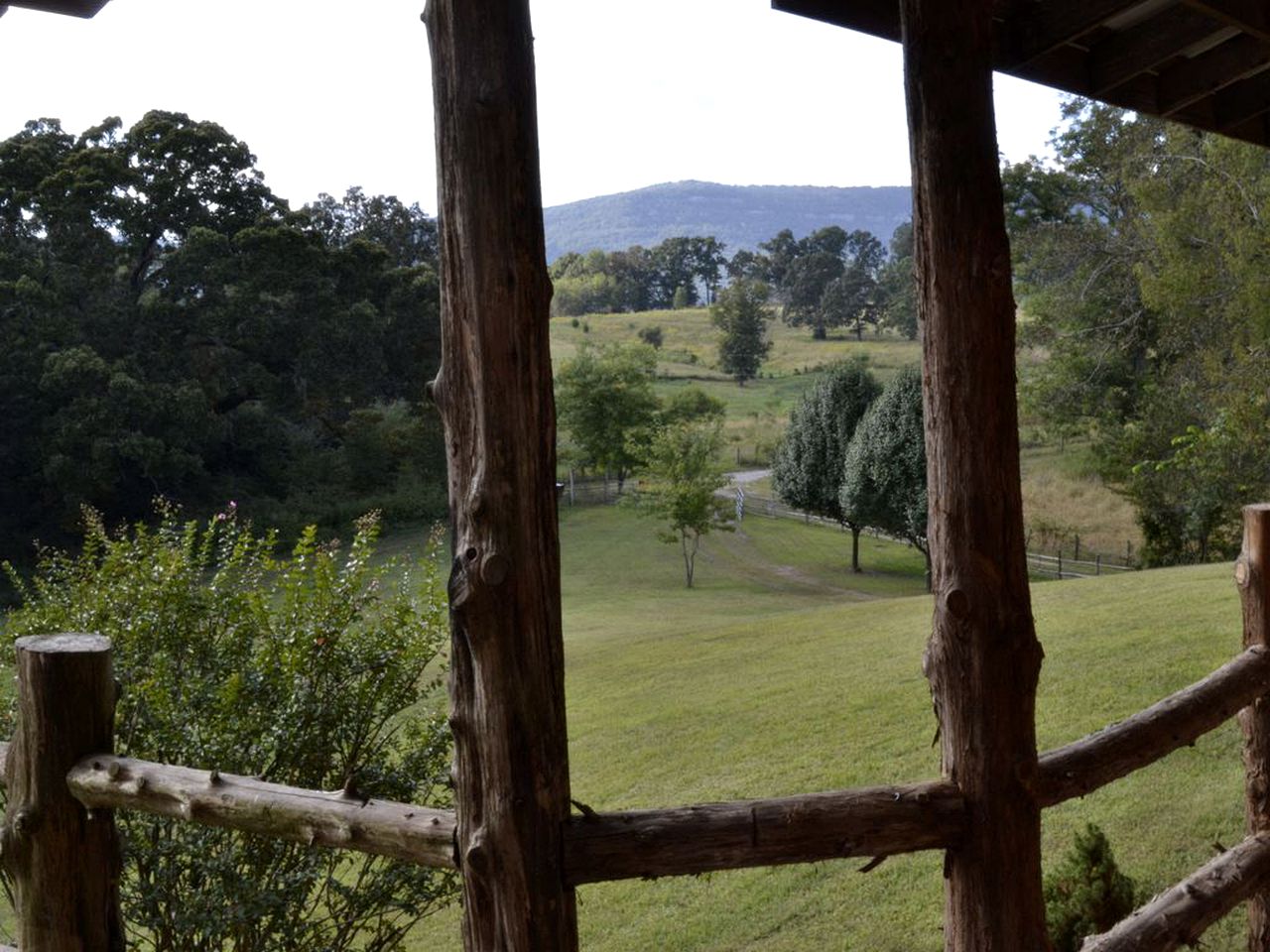 Stately Log Cabin with a Pool for a Group Getaway near Chickamauga, Georgia