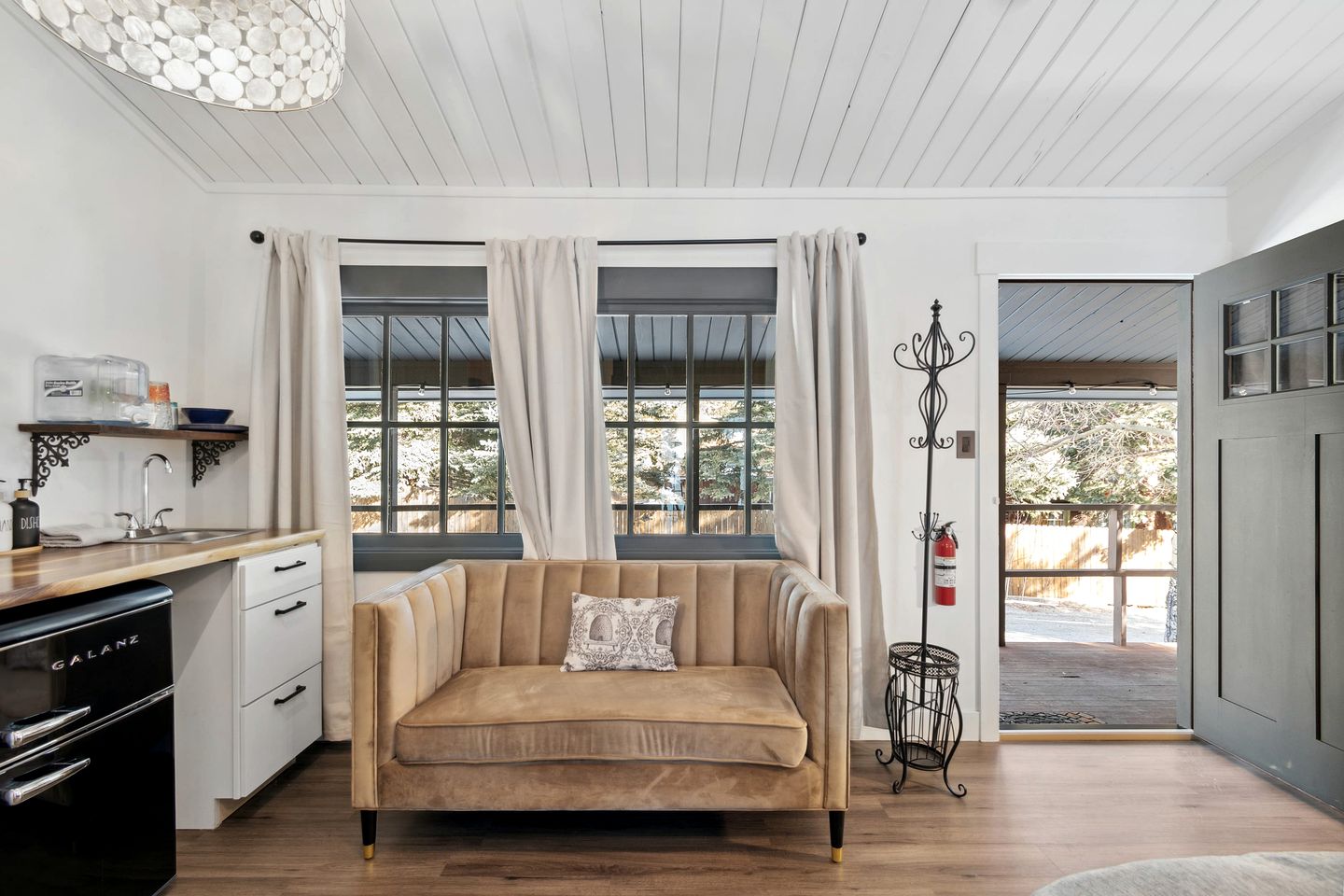 Scenic Mountain Lodge Suite with Steam Shower & Hot Tub near Estes Park, Ferncliff Colorado