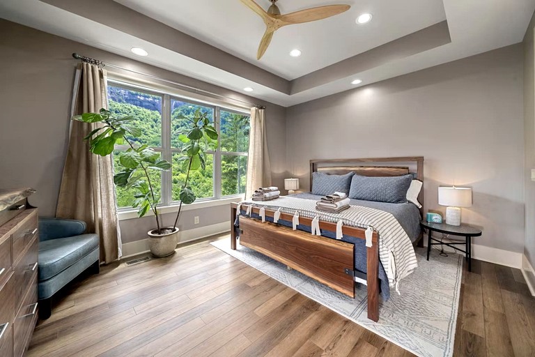 Vacation Rentals (United States of America, Chimney Rock, North Carolina)