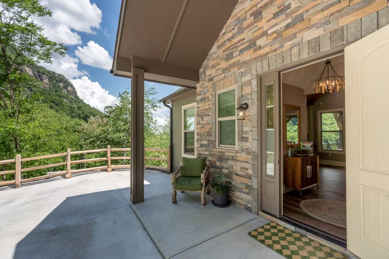 Vacation Rentals (United States of America, Chimney Rock, North Carolina)