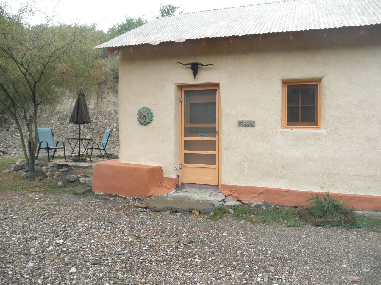 Secluded Authentic Adobe Cottage with Hot Springs near Marfa, Texas