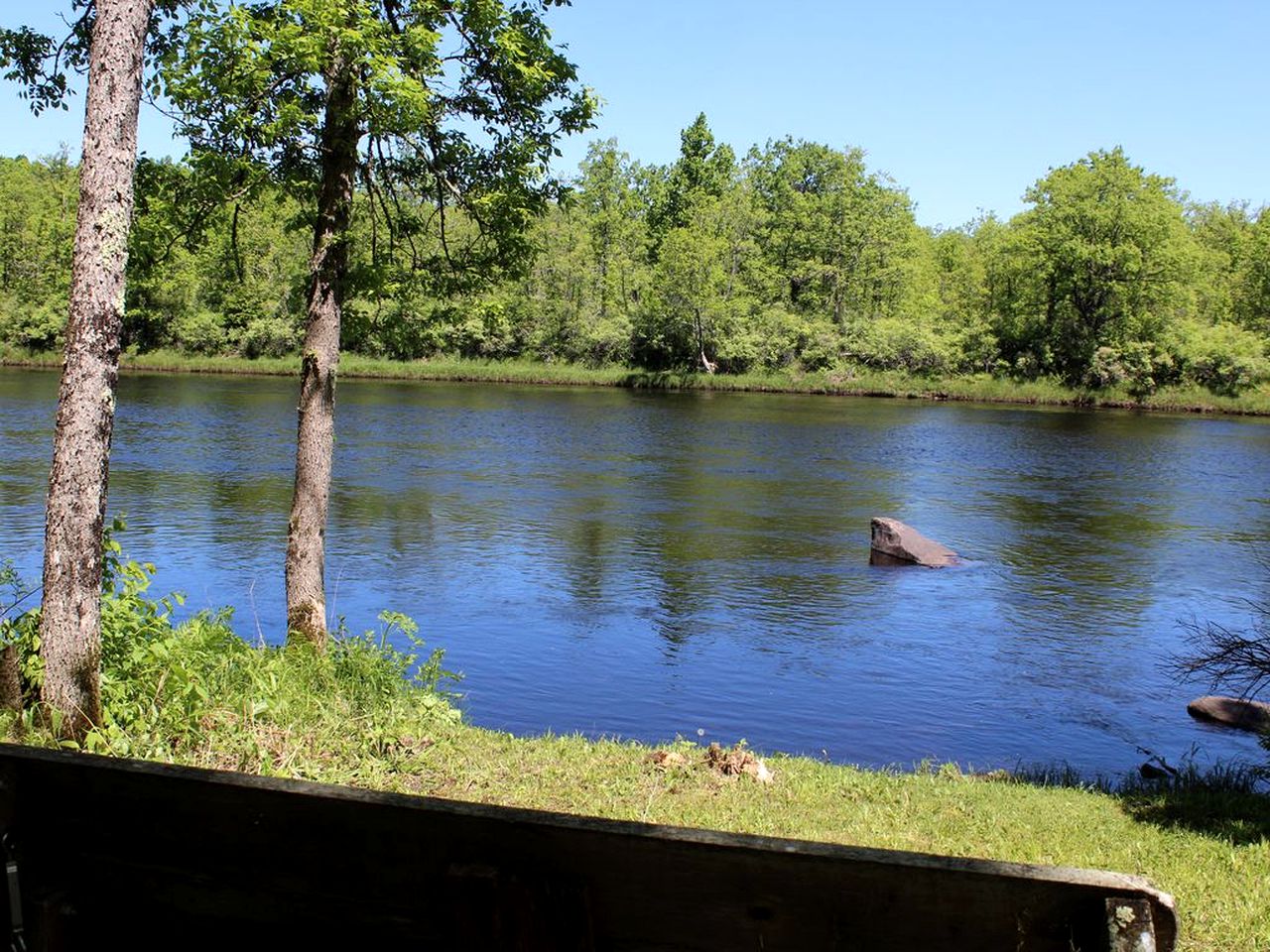 Beautiful and Secluded Cabin Rental with Views of Chippewa River near Hayward, Wisconsin