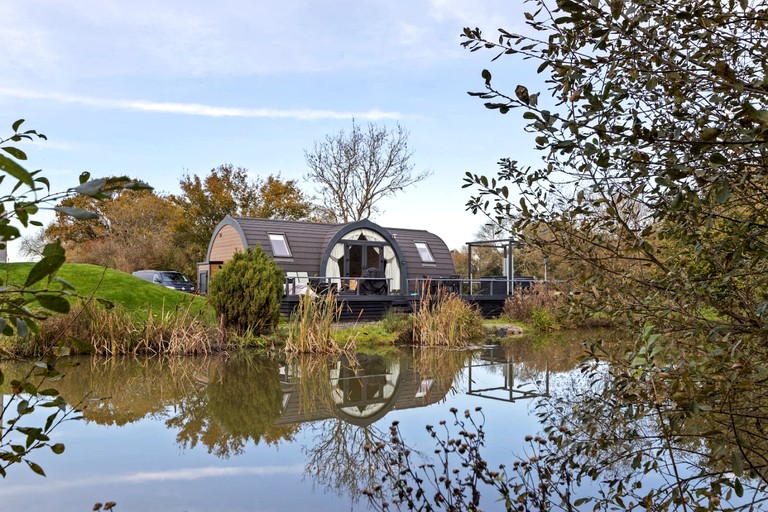 Cabins (United Kingdom, --, England)