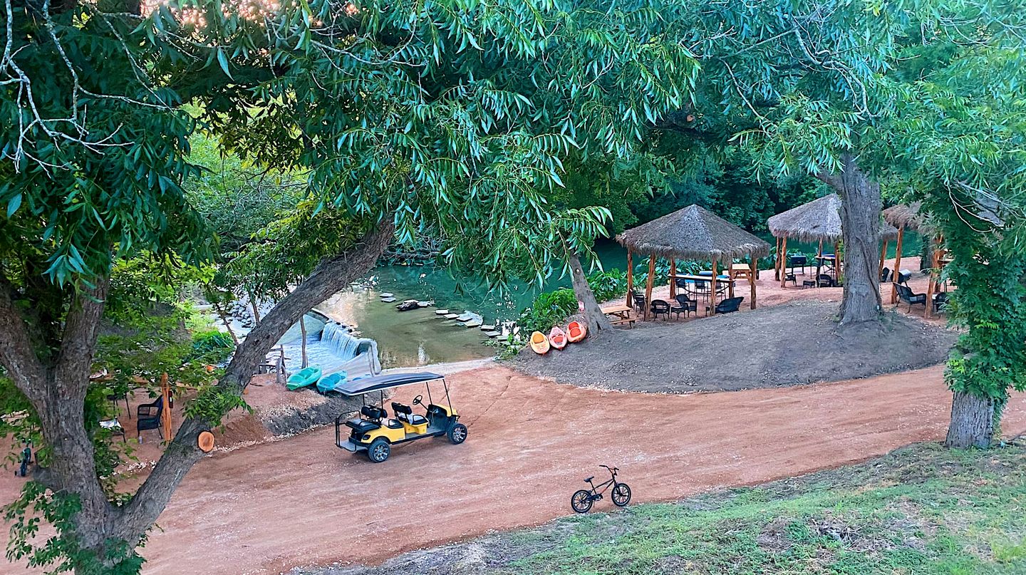Cibolo's Best Safari Tent Retreat: Glamp in Style in Texas
