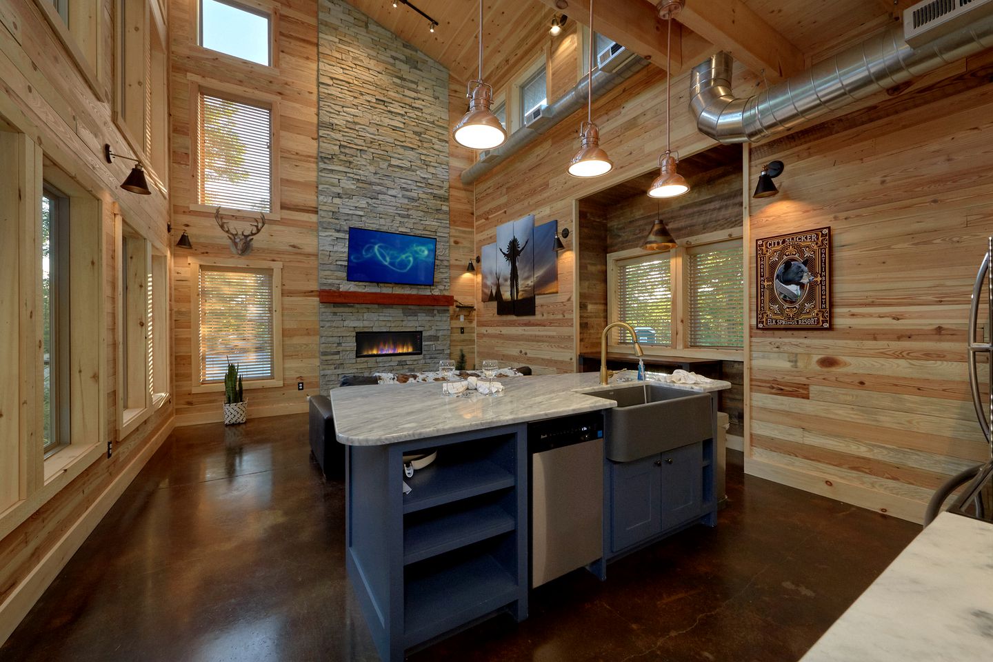 Romantic Gatlinburg Getaway for a Vacation in Tennessee